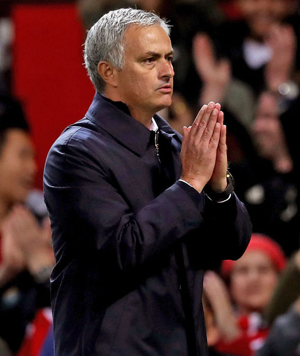 Cuối cùng, Mourinho đã tìm thấy tình yêu ở Old Trafford? - Ảnh 1.