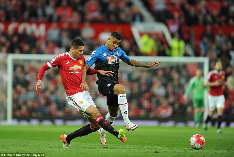 Man United trình diễn, gây thêm sầu cho NHM ở Old Trafford - Ảnh 13.