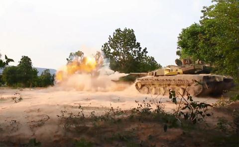 Ukraine khiến tăng T-90MS hít khói  - Ảnh 1.