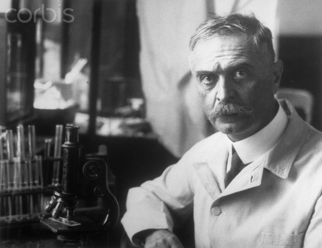 Karl Landsteiner là ai và vì sao ông ấy xuất hiện trên thanh công cụ tìm kiếm của Google hôm nay? - Ảnh 1.