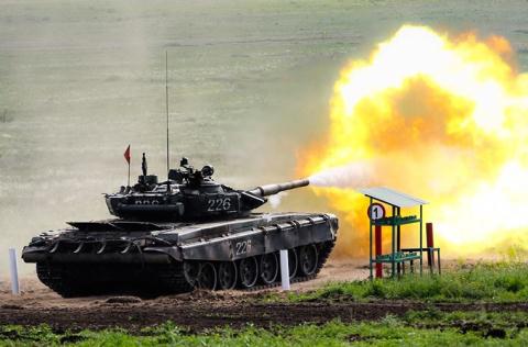 Nga tin dùng tăng T-72B3 tại Tank biathlon 2016 - Ảnh 1.