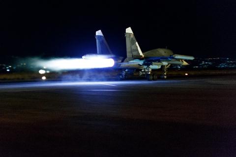 Su-34 đánh úp khi F/A-18 tiếp nhiên liệu tại Syria - Ảnh 1.