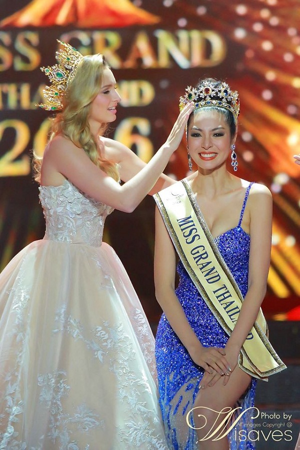 Tân Hoa hậu Hòa bình Thái Lan 2016 là một tuyệt sắc giai nhân - Ảnh 1.