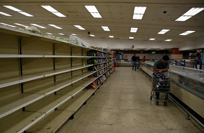 Khổ như đi siêu thị ở Venezuela - Ảnh 1.