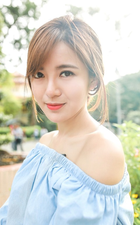 Hotgirl Tú Linh: Ghét Anh, thích Pháp nhưng tin Đức sẽ vô địch - Ảnh 1.