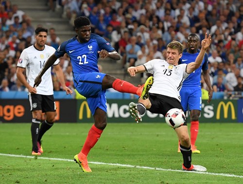 EURO 2016 chôn vùi những siêu tiền đạo - Ảnh 1.