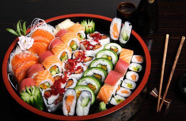 Ăn sushi như nào mới đúng chuẩn của người Nhật - bạn biết không? - Ảnh 1.