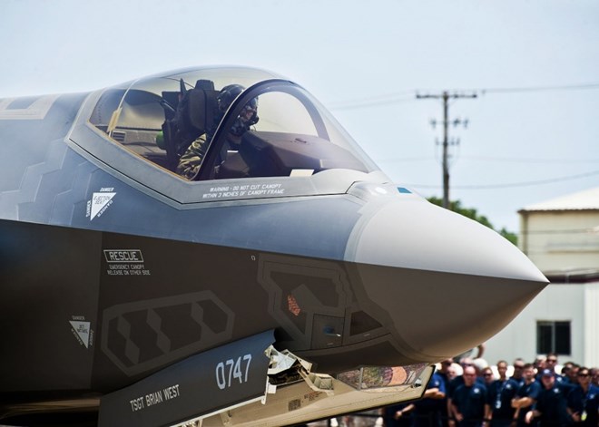 Mỹ sẵn sàng đưa F-35 đến sát biên giới Nga sau các cuộc thử nghiệm - Ảnh 1.