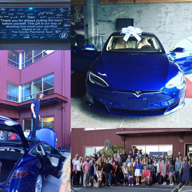Tăng lương cho toàn công ty lên mức 70.000 USD, sếp được nhân viên gom tiền tặng xe Tesla - Ảnh 1.