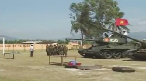  Việt Nam mua số lượng xe tăng T-90MS lớn hơn dự định  - Ảnh 1.
