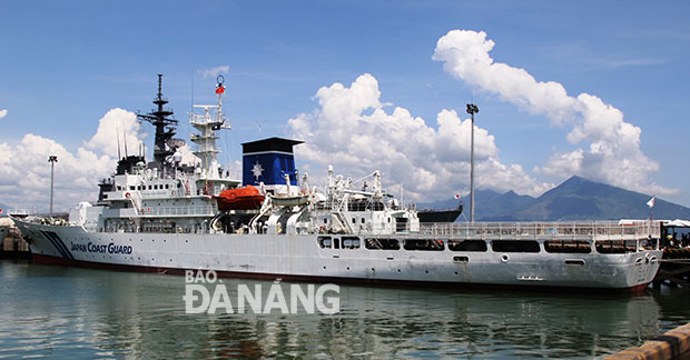 Tàu huấn luyện của Nhật Bản thăm Đà Nẵng - Ảnh 1.