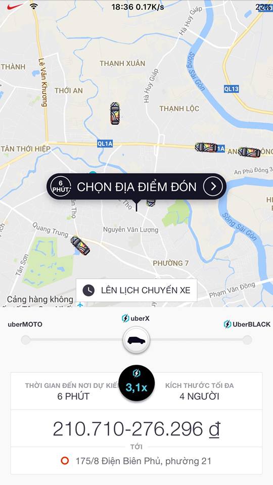 Grab, Uber tăng cước gấp 3 lần trong lúc TP HCM mưa ngập - Ảnh 1.