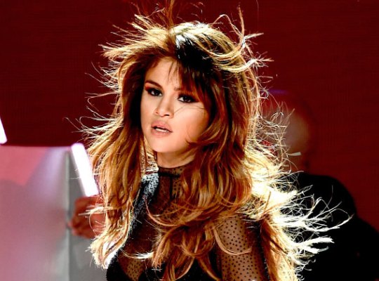 Selena Gomez viện cớ bị bệnh để che giấu chuyện đang nghiện ngập? - Ảnh 1.