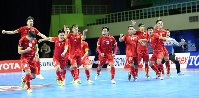 Ông bầu futsal Việt Nam hồi hộp chờ đợi thời khắc lịch sử ở đấu trường World Cup - Ảnh 1.