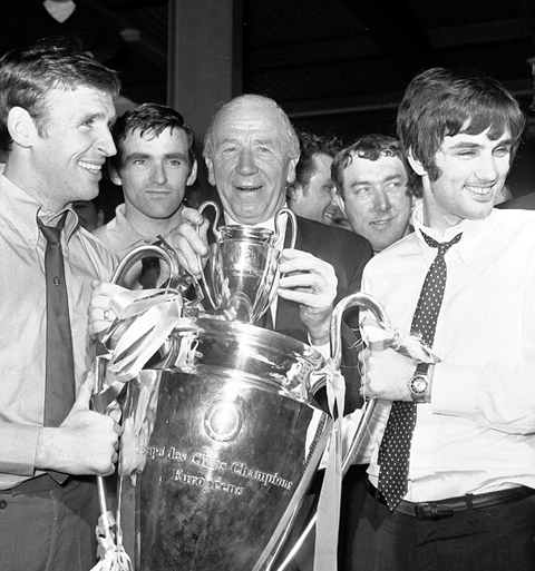 Man United cư xử bất kính với huyền thoại Sir Matt Busby - Ảnh 1.