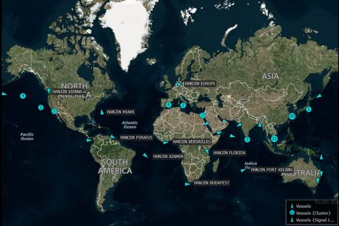 Tàu của Hanjin trở thành tàu ma, phải lênh đênh trên biển với nước và thức ăn dần cạn kiệt - Ảnh 1.