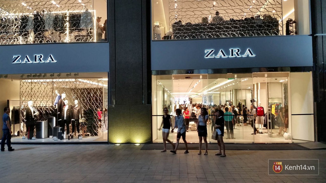 Zara Việt Nam bán được 5.5 tỷ đồng, phá đảo kỷ lục doanh thu ngày khai trương trên toàn thế giới? - Ảnh 1.