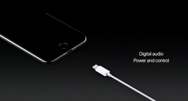 Các kỹ sư âm thanh nói gì khi biết tin iPhone 7 không có jack cắm tai nghe? - Ảnh 1.