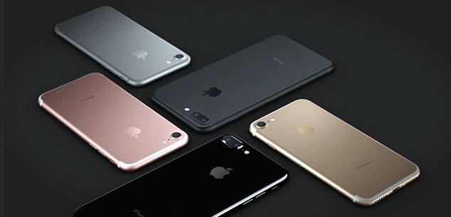 Thanh niên cứng vào cửa hàng Apple đập nát hàng loạt iPhone 7 - Ảnh 4.