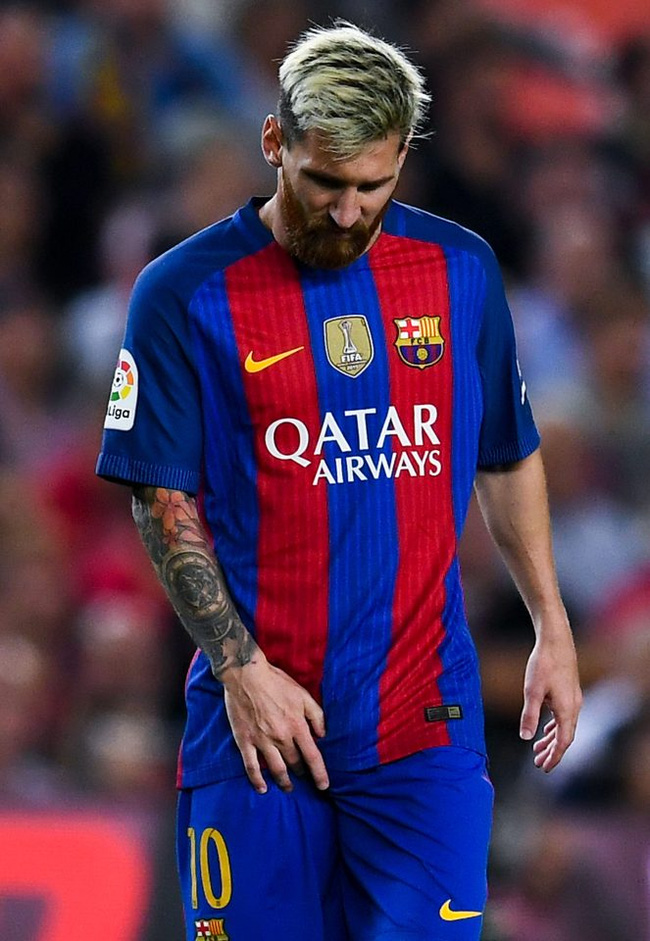 Nếu bạn là fan hâm mộ của Messi, đừng bỏ qua hình xăm đôi của anh cùng vợ để khám phá những thông điệp tình cảm đằng sau.