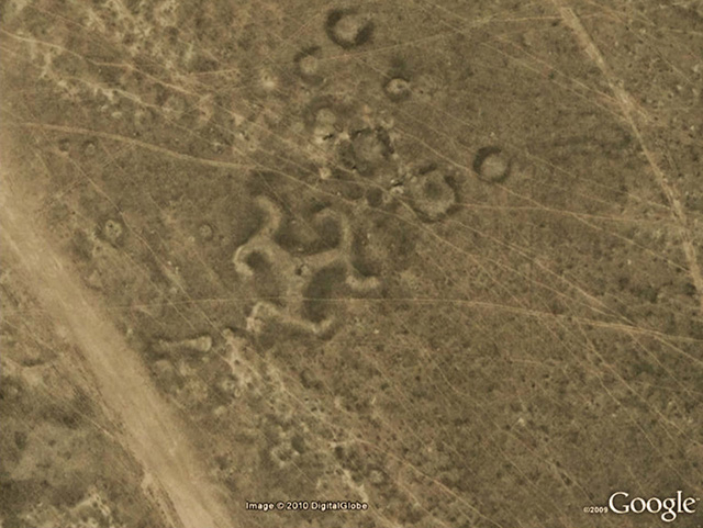 10 địa điểm kỳ lạ chỉ được biết đến khi có Google Earth - Ảnh 1.