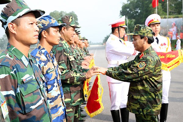 Hình ảnh khai mạc Hội thao bắn súng quân dụng toàn quân 2016 - Ảnh 2.