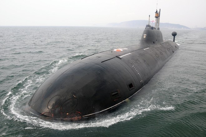 Ấn Độ chốt giá thuê tàu ngầm hạt nhân lớp Akula thứ 2 của Nga - Ảnh 1.