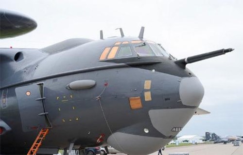 Nga: Nguyên mẫu radar bay A-100 thực hiện chuyến bay thử đầu tiên - Ảnh 2.
