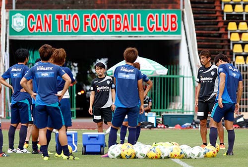 Đội bóng Nhật Bản đánh giá cao Công Phượng, Tuấn Anh  - Ảnh 1.