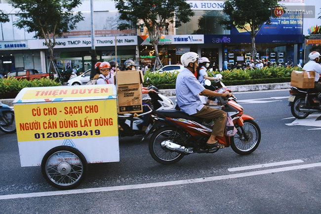 Chiếc xe đặc biệt của ông cụ gần 80 tuổi, người Đà Nẵng nào nhìn thấy trên phố cũng ấm lòng! - Ảnh 1.