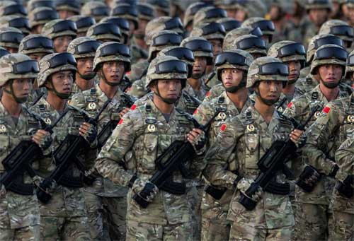 Quân đội Trung Quốc đặt trong tình trạng báo động - Ảnh 1.