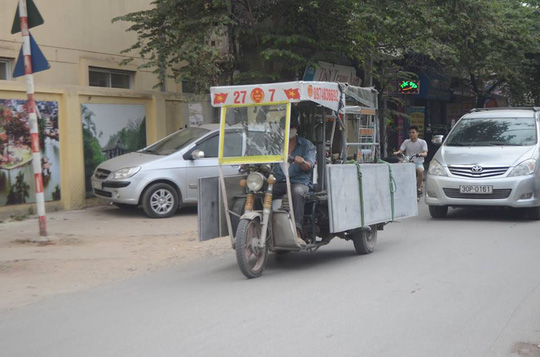 “Máy chém di động” lại tung hoành trên đường phố - Ảnh 2.