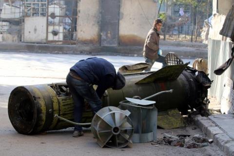  Chiến sự Aleppo: Tên lửa đạn đạo xung trận  - Ảnh 1.