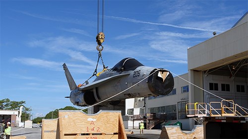 Chờ F-35, Thủy quân lục chiến Mỹ phải khôi phục “Ong bắp cày” đã loại biên - Ảnh 2.