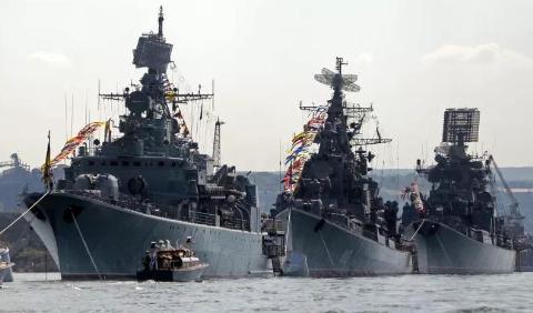 Hải quân Nga - Mỹ: Mỹ khiến Nga quay cuồng - Ảnh 2.