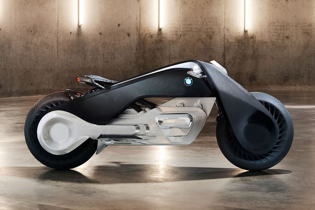 Xe máy tự cân bằng như trong phim Tron sẽ vi vu trên đường phố từ năm 2017 - Ảnh 2.