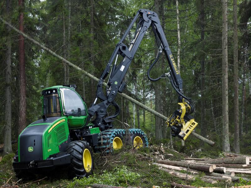 Tree harvester 1.20 1. Харвестеры John Deere. Харвестер JD 1270g. 1270d John Deere. Комплекс харвестер+форвардер John Deere.