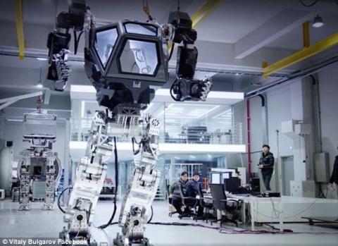 Hàn Quốc chế tạo thành công robot chiến đấu khổng lồ - Ảnh 1.