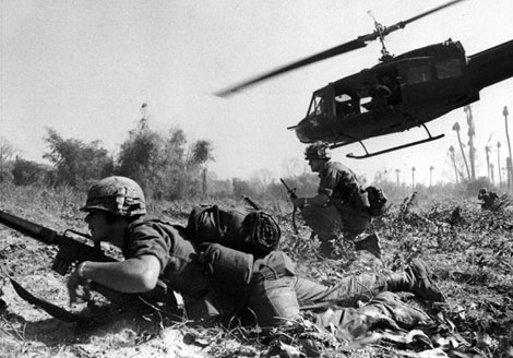 Vì sao chiến thuật “trực thăng vận” của Mỹ trong chiến tranh Việt Nam bị phá sản?  - Ảnh 2.