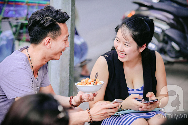 “Bí mật” của cô Là, chủ hàng cháo sườn 20 năm nổi tiếng trên phố cổ Hà Nội - Ảnh 10.