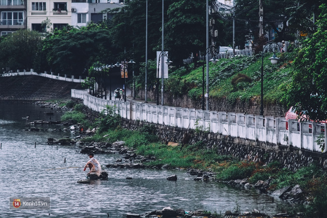 Ơn giời Hà Nội mưa và mát rồi! chính là tâm trạng của người dân Hà Nội hôm nay! - Ảnh 10.