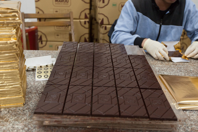 Chocolate Việt nổi tiếng thế giới được người Pháp sản xuất như thế nào? - Ảnh 12.