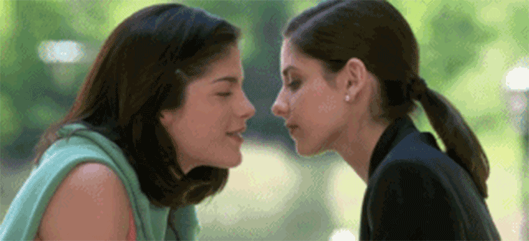 16 nụ hôn kinh điển nhất màn ảnh Hollywood qua mọi thời đại - Ảnh 12.