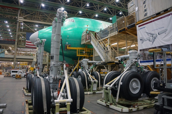 Cận cảnh nhà máy của Boeing - nơi lắp ráp nên chiếc 747 huyền thoại - Ảnh 13.