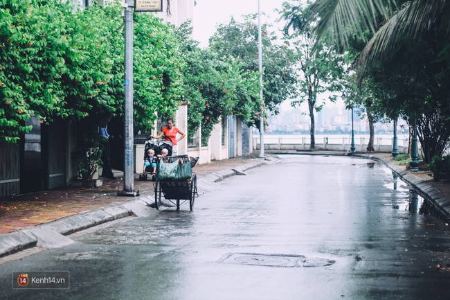 Ơn giời Hà Nội mưa và mát rồi! chính là tâm trạng của người dân Hà Nội hôm nay! - Ảnh 12.