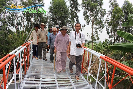 Một nông dân chế ra kiểu xây cầu siêu nhanh, siêu rẻ! - Ảnh 14.