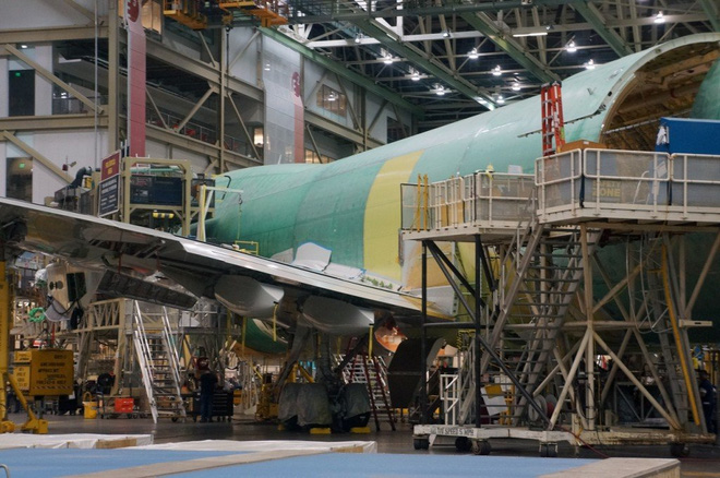 Cận cảnh nhà máy của Boeing - nơi lắp ráp nên chiếc 747 huyền thoại - Ảnh 17.