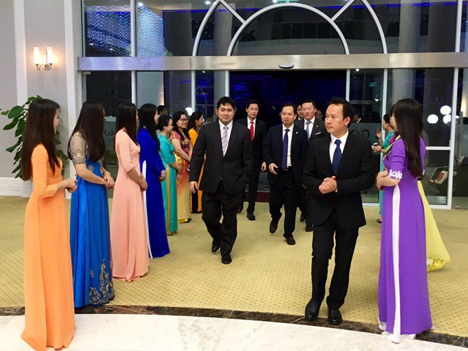 Hoàng tử Brunei dẫn đoàn CEO tìm hiểu cơ hội đầu tư tại Thanh Hóa - Ảnh 2.