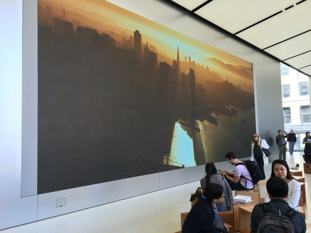 Apple chi 1 triệu USD chỉ để xây cầu thang trong cửa hàng Apple Store ở San Francisco - Ảnh 2.