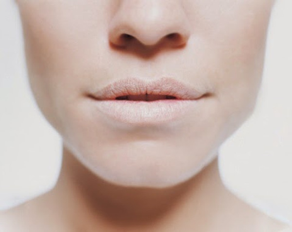 Nhìn sắc môi có thể đoán biết ngay tình trạng sức khỏe của cơ thể bạn ra sao - Ảnh 2.
